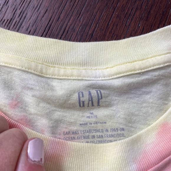 Tie dye shirt - yellow and pink - Picture 2 of 3